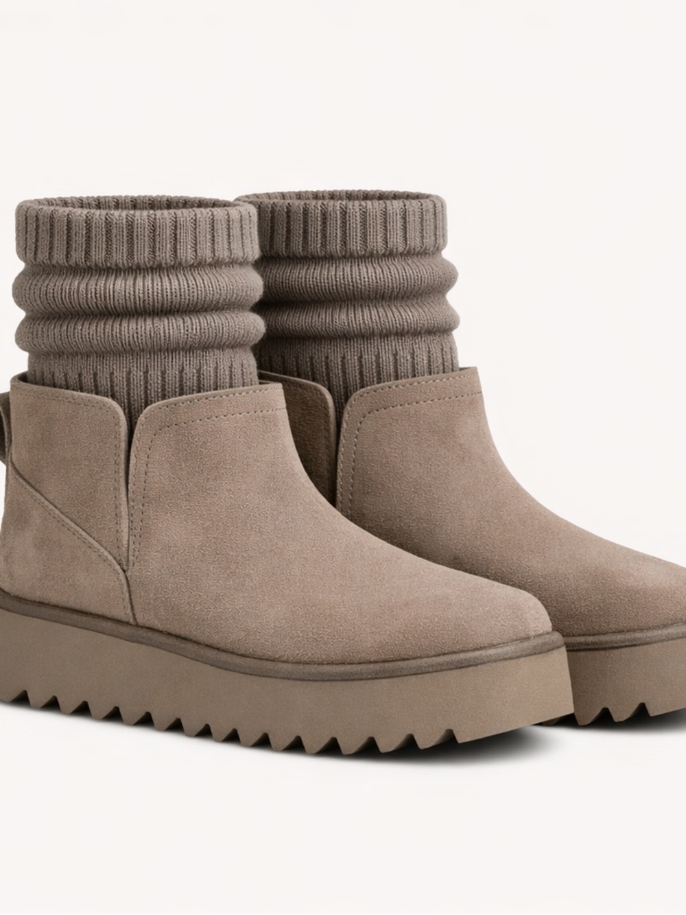 UGG Ultra Mini Sock’d Platform Boots | Size 11 | NIB | Rare Color